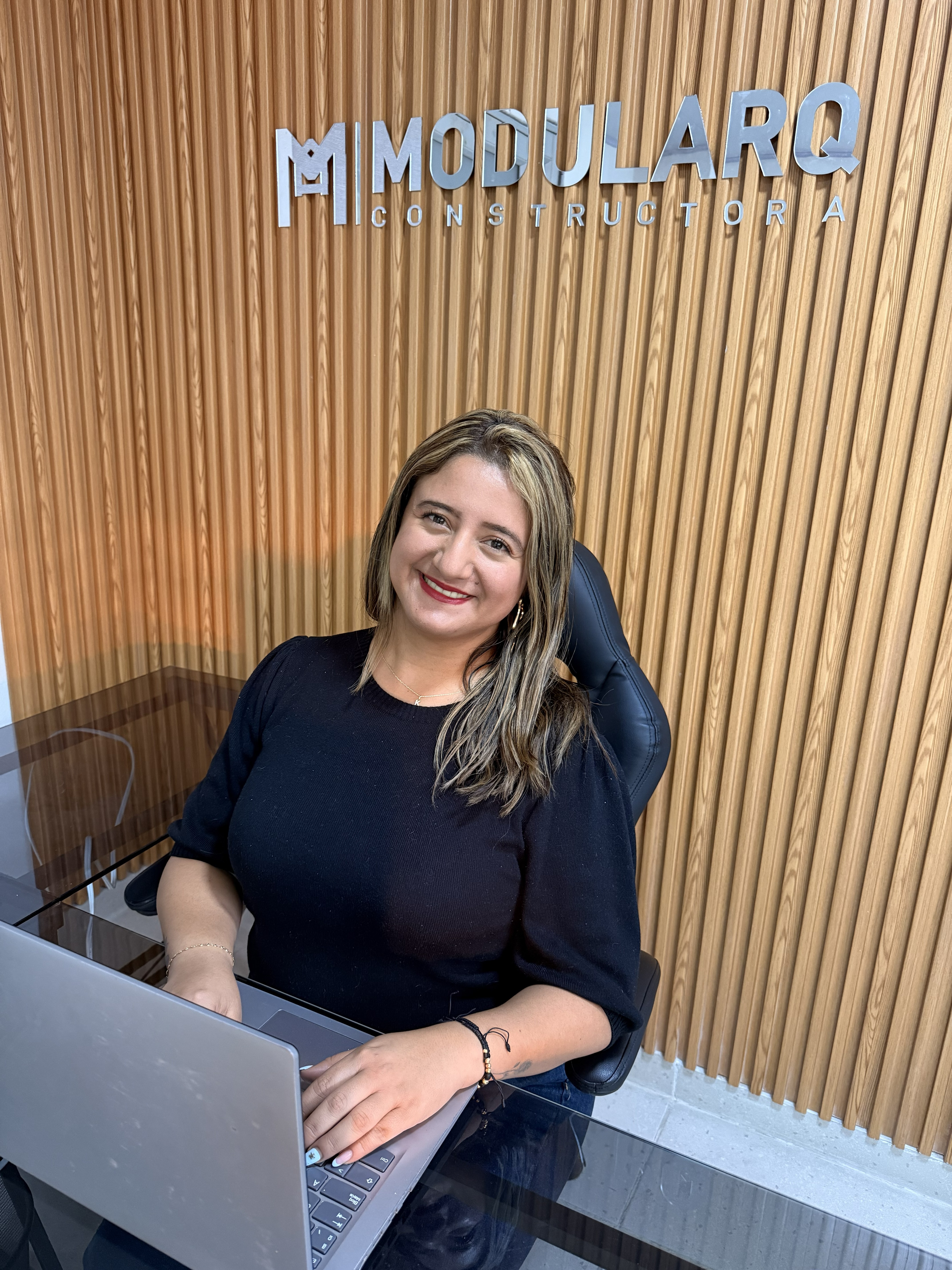 Katherine Alza - Coordinadora Comercial